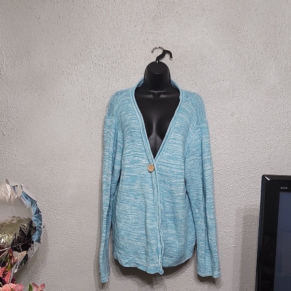 NorthStyle Blue Cardigan Sweater Relaxed Fit One Wood Button Blue/Wht Roll Trim